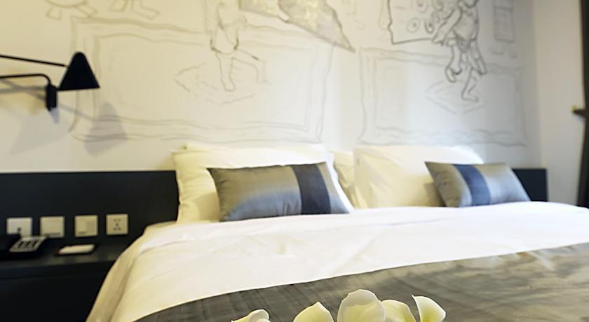 Hotel Records Phnom Penh Rum bild