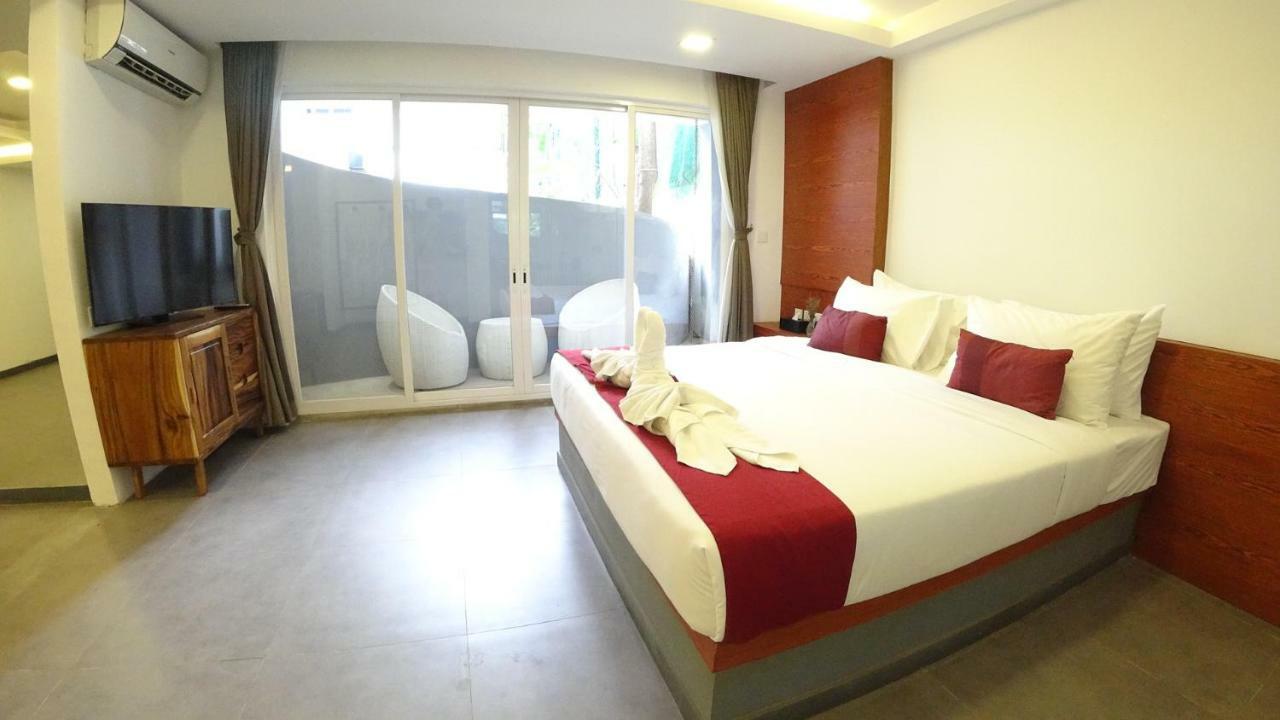 Hotel Records Phnom Penh Exteriör bild